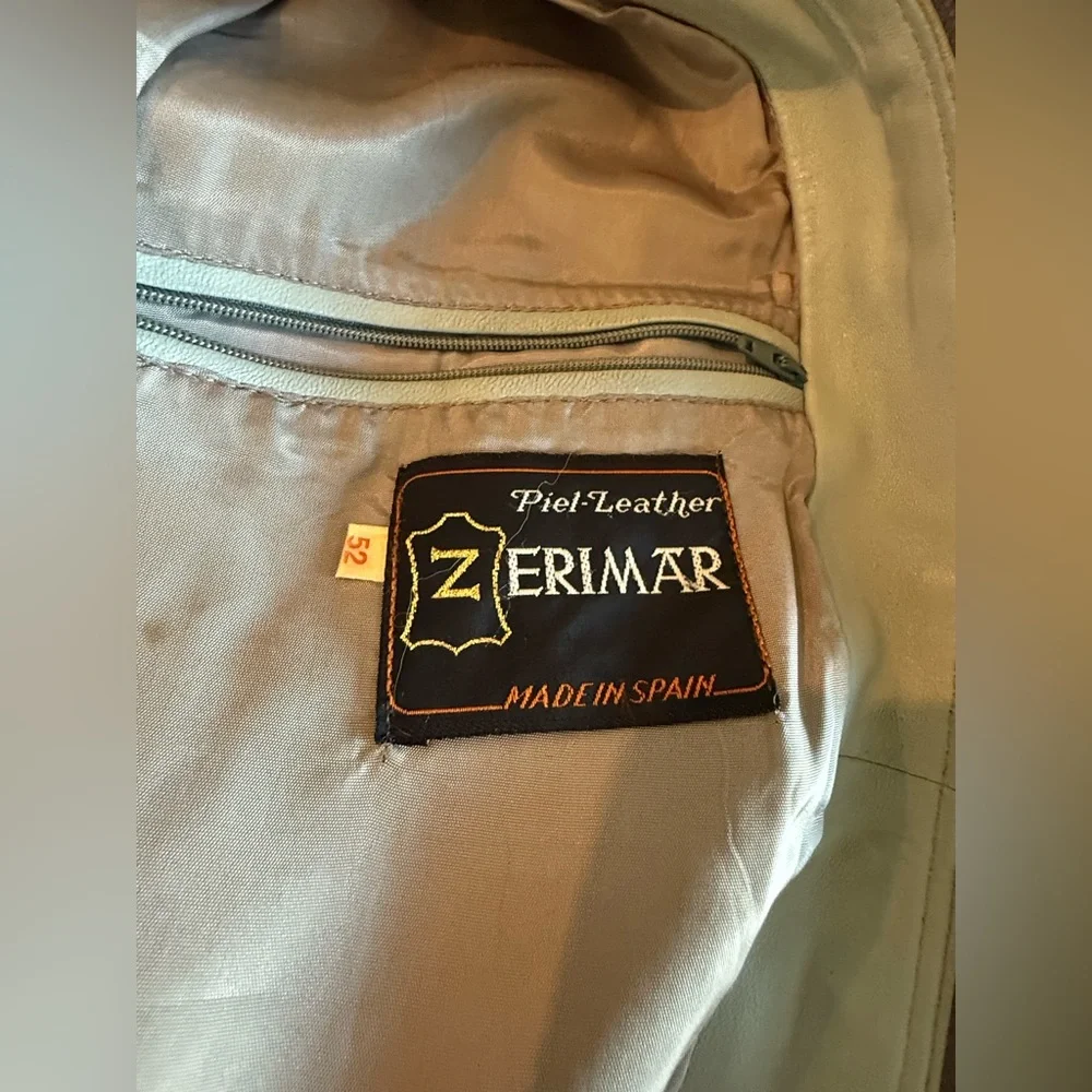 Vintage Men’s Italian Zerimar Slate Blue Leather Bomber Jacket. Size Large.